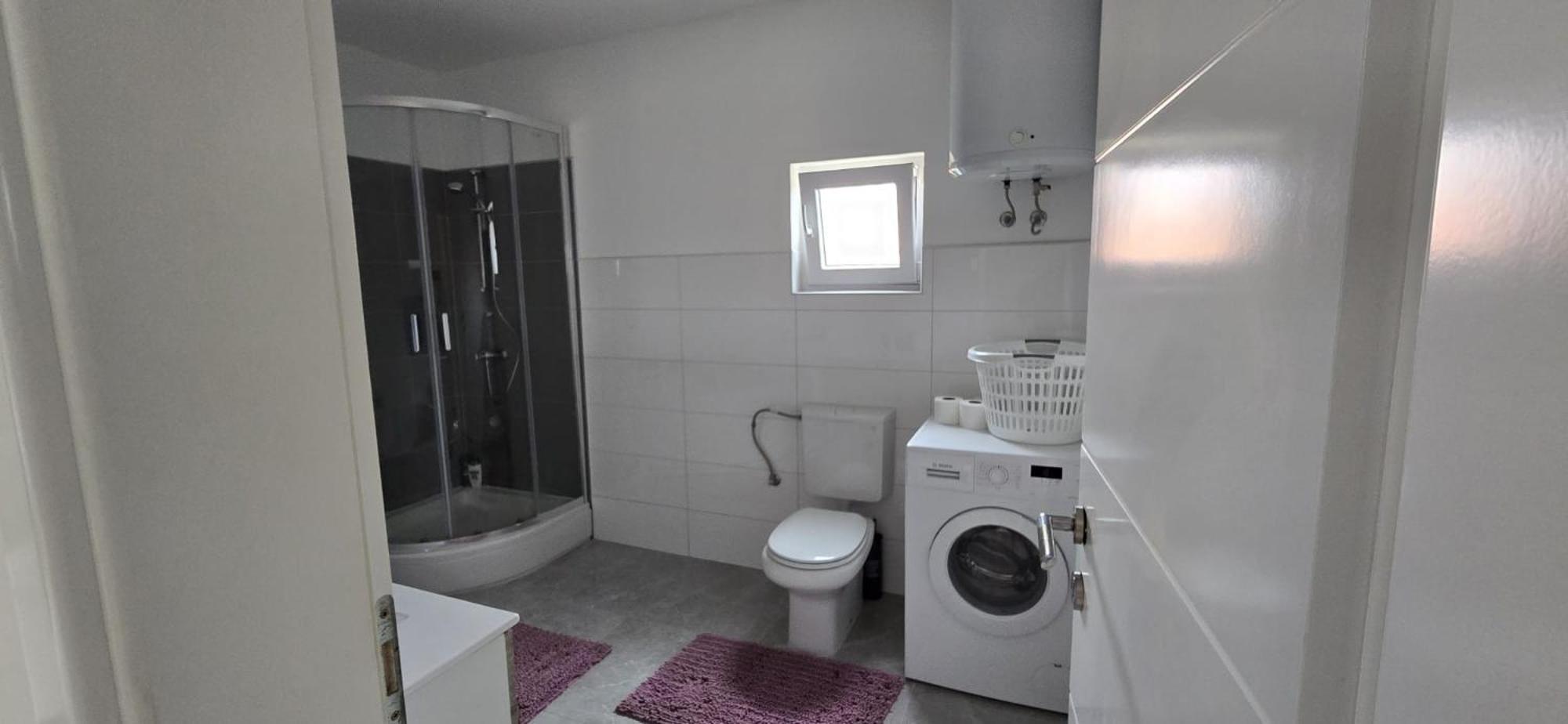 Apartman Grosic Брна Екстериор снимка
